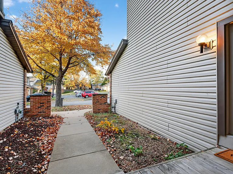 11502 Cedar Walk Dr — Photo 43