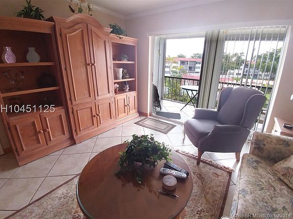 5th image of 9410 N Hollybrook Lake Dr APT 302