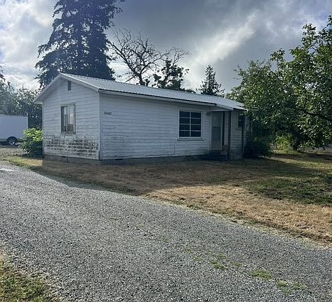 3rd image of 21707 NE 10th Ave