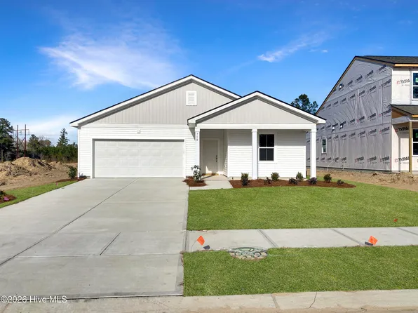 710 Tahoe Ridge Drive SE, Leland, NC 28451