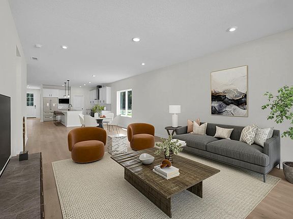 Hilton II Family Room