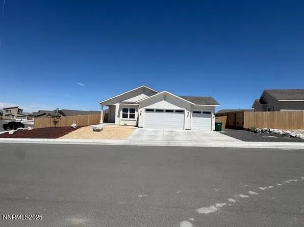 1317 Serenity Cir, Fernley, NV 89408