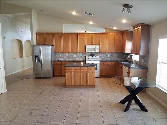 5th image of 2844 Oconnell Dr