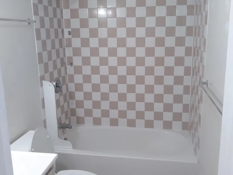 213 Grantwood Dr — Photo 13