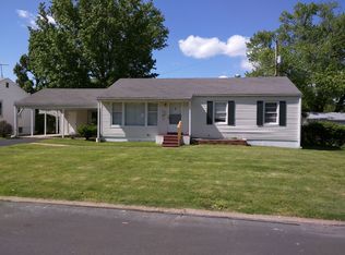 205 Saint Madeleine Ln, Florissant, MO