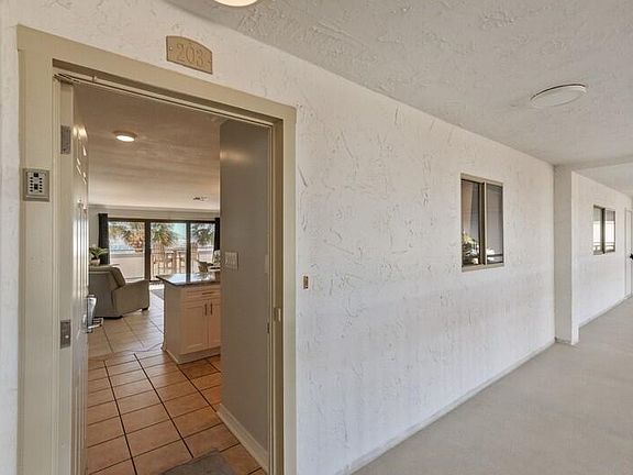 5th image of 520 Gulf Shore Dr Unit 203