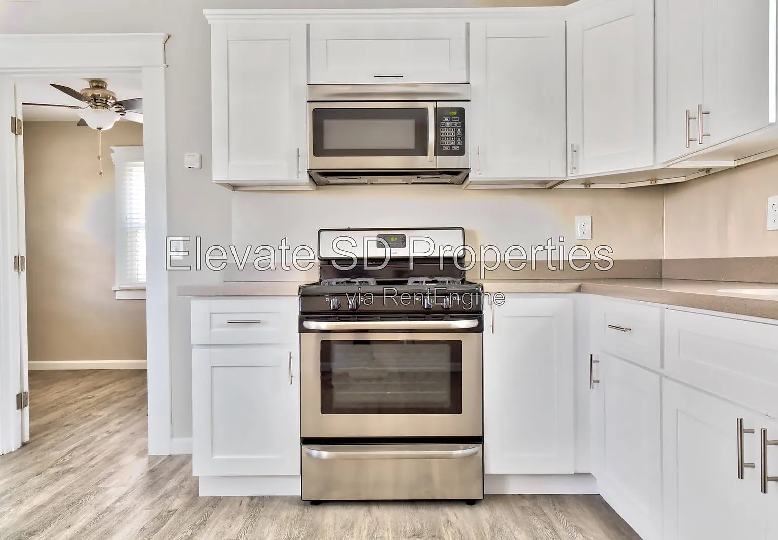 1 bed, 1.0 bath, 400 sqft, $2,295 — Photo 3