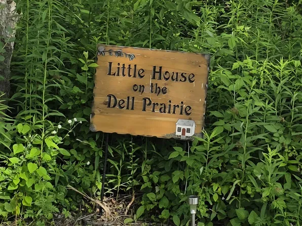 615 Gale Ave, Wisconsin Dells, WI 53965
