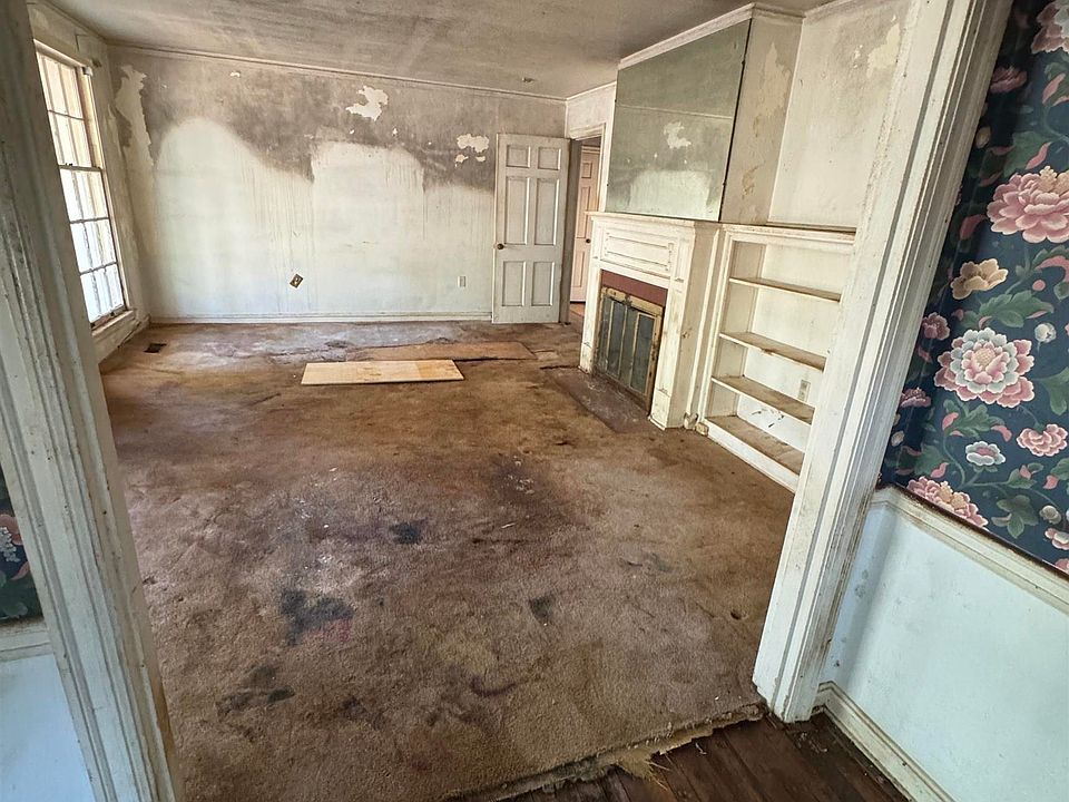 31st image of 3619 Ridge Rd