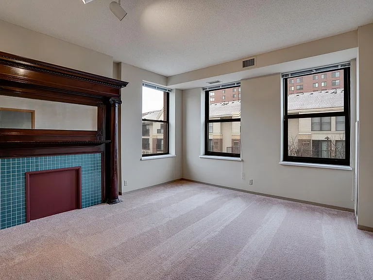 Laurel Village Apartments — Photo 55