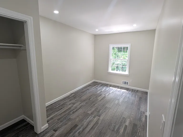 97 Morris St — Photo 12