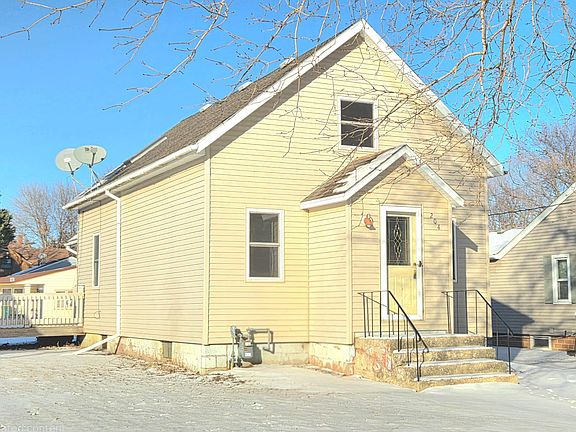 2nd image of 204 W 5th Ave