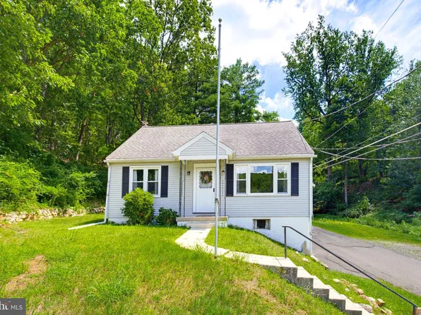 20 Hill Ln, Mohnton, PA 19540