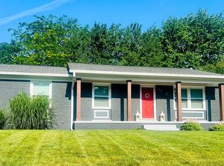 47 Roundtable Rd, Springfield, IL 62704