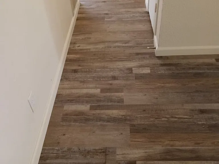Princeton Place Apartments — Photo 33