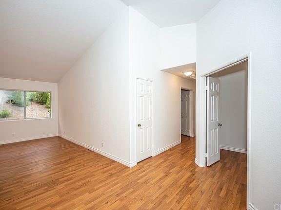 2nd image of 3442 Ashwood Ct