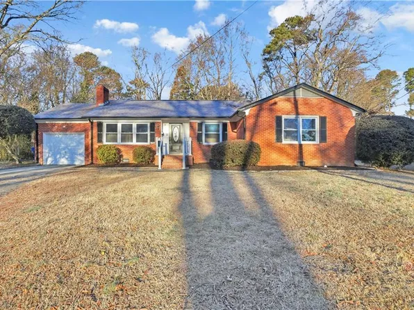 3 Marilea Cir, Newport News, VA 23606