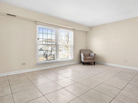5th image of 1497 Woodcutter Ln Unit B