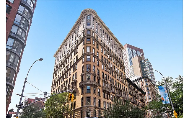 Rented by Carnegie Hill Properties | media 37