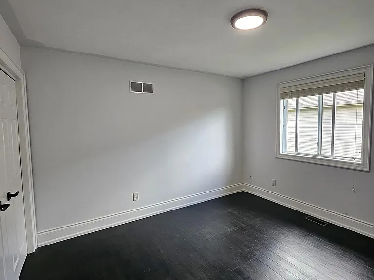 413 Keil Trl N — Photo 26