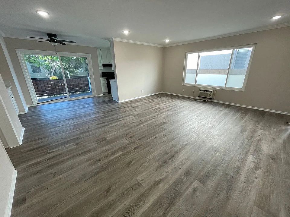 1st image of 1424 Greenfield Ave APT 1