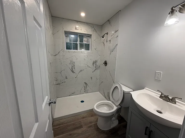 265 Lincoln St — Photo 14