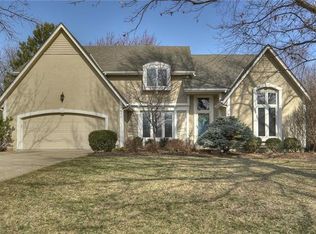 12630 Pawnee Ln, Leawood, KS 66209
