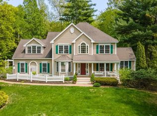 21 Hadley Rd, Pepperell, MA 01463