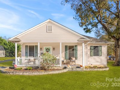 909 Main St, Clover, SC, 29710