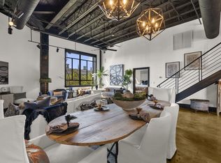 517 King St APT 7, Charleston, SC 29403