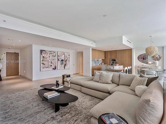 3rd image of 500 Alton Rd Unit 903