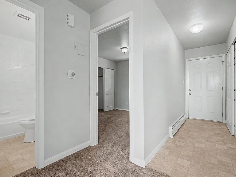 1163 Cree Dr #3 — Photo 7