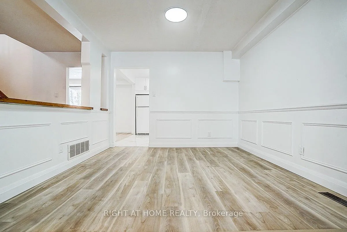 4 bed, $3,400 — Photo 2
