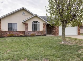 4842 S Quail Ct, Battlefield, MO 65619