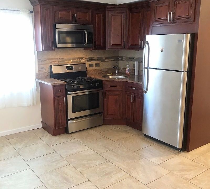 1st image of 21-02 123rd St #1R