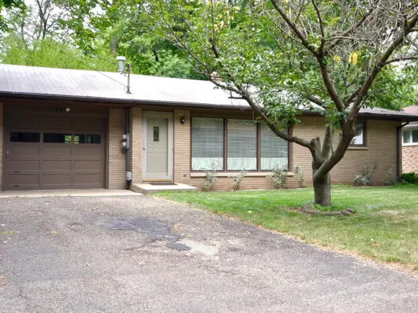 1709 Helen Ave, Portage, MI 49002