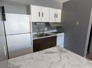 100 S 8th St #7, Carlisle, IA 50047