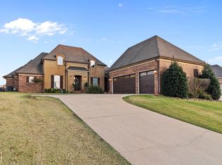 4517 Clubhouse Dr, Jonesboro, AR 72405