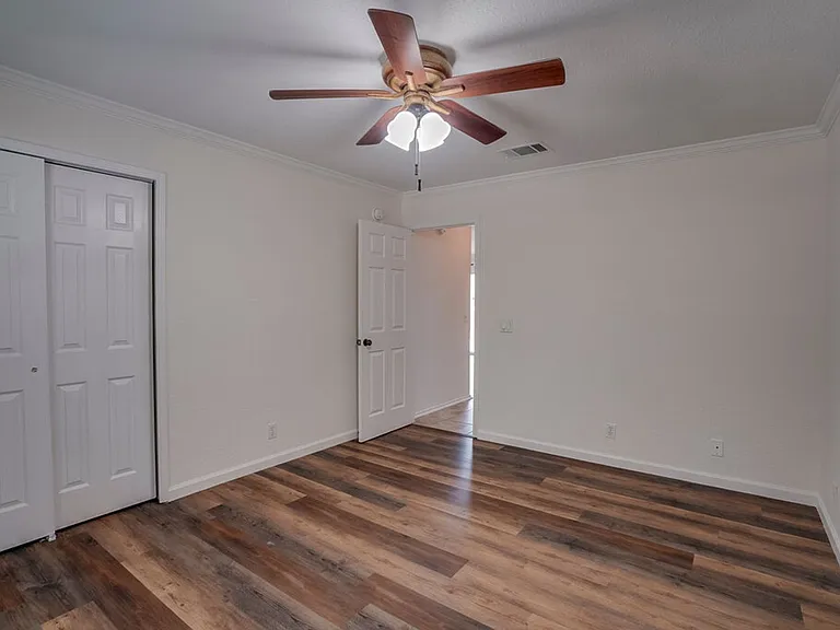8405 Winter Haven Rd — Photo 12