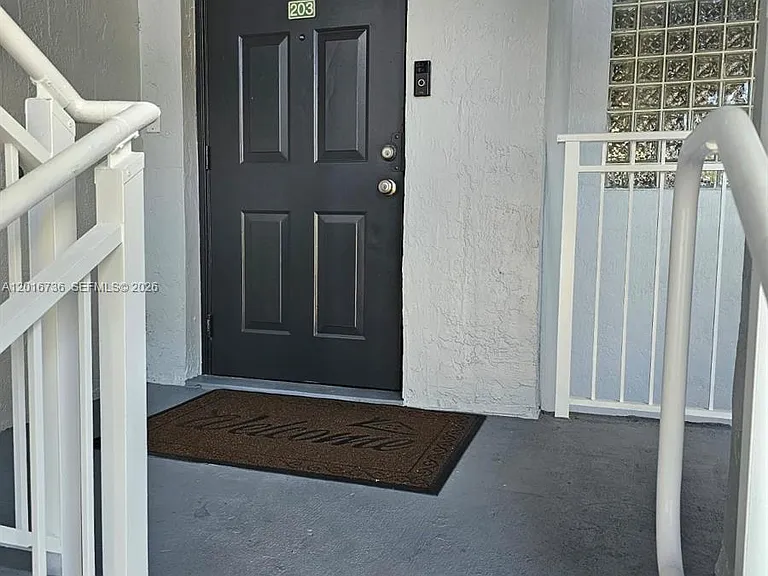 9610 NW 2nd St #8203 — Photo 2