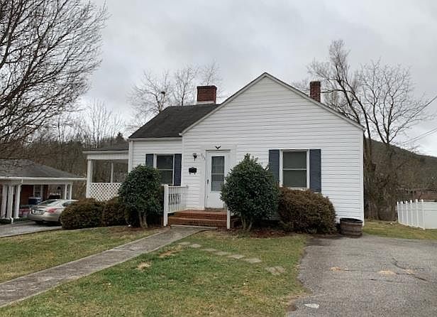 1st image of 755 N 4th St
