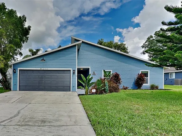 8120 Glenbrooke Pl, Sarasota, FL 34243