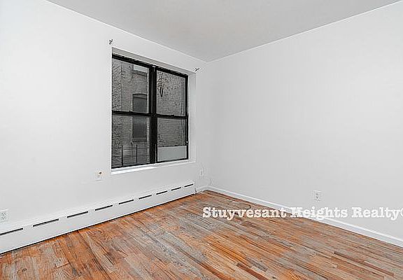 3rd image of 505 Lafayette Ave #1F