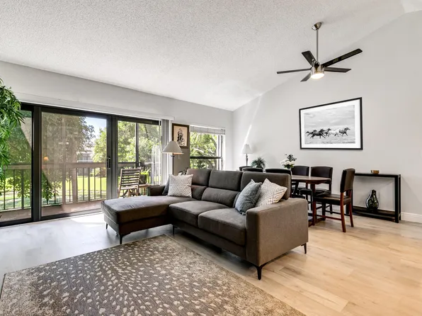 11863 Wimbledon Cir, West Palm Beach, FL