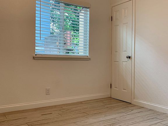 5th image of 301 Park Ave #B