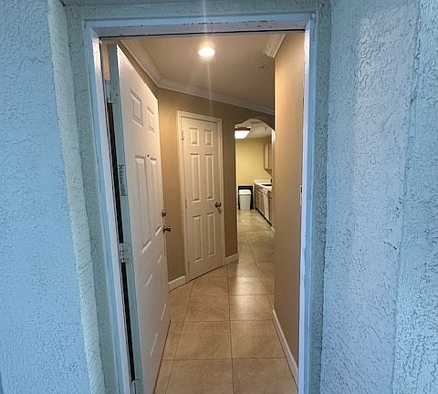 5th image of 3960 Southpointe Dr APT 508