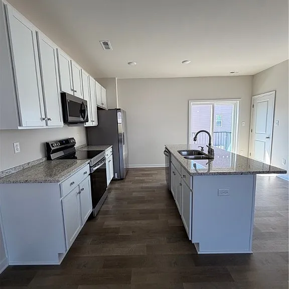 4184 Park Trail Dr — Photo 9