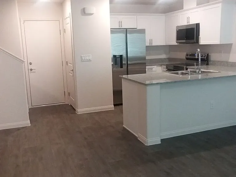 2866 Coral Cascade Ct — Photo 19
