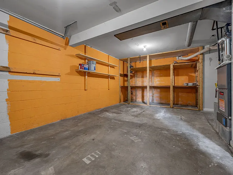 833 Malabu Dr — Photo 35