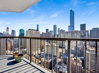 10 E Ontario St #3713, Chicago, IL 60611